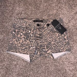 NWT GUESS animal print shorts size 24